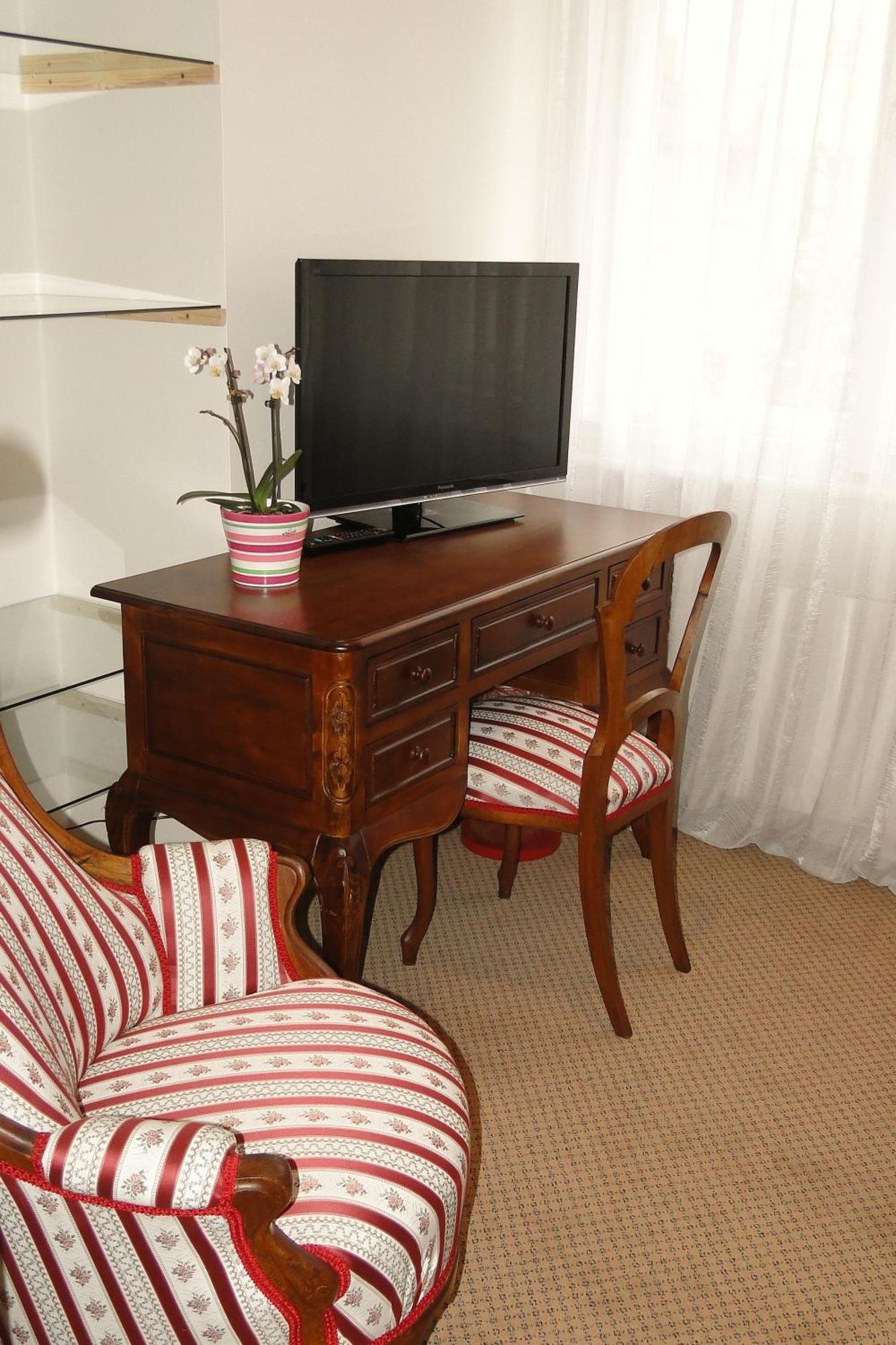 Apartment Stred *